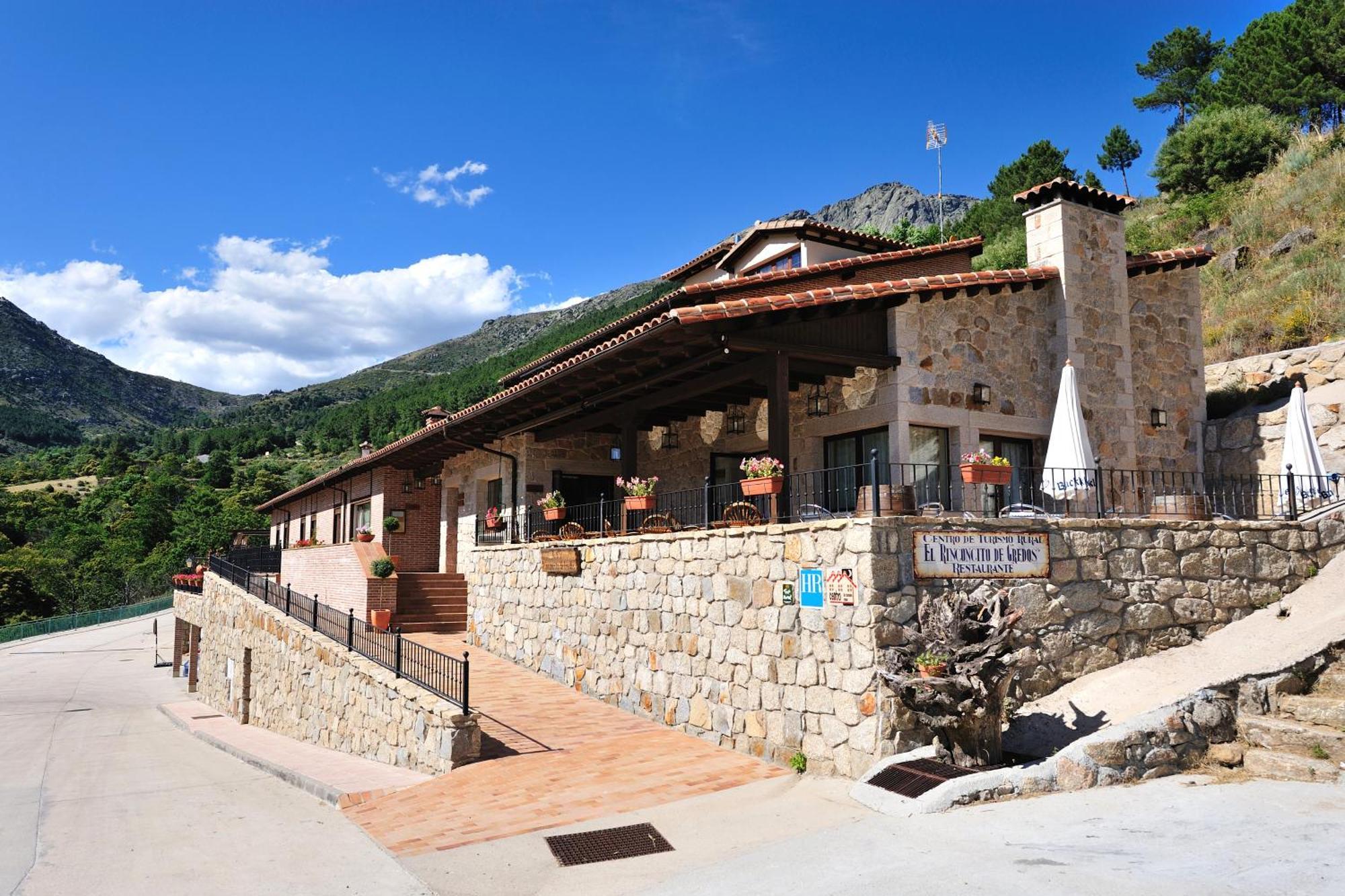 Hotel Rural Y Restaurante, Rinconcito De Gredos Cuevas Del Valle Eksteriør bilde